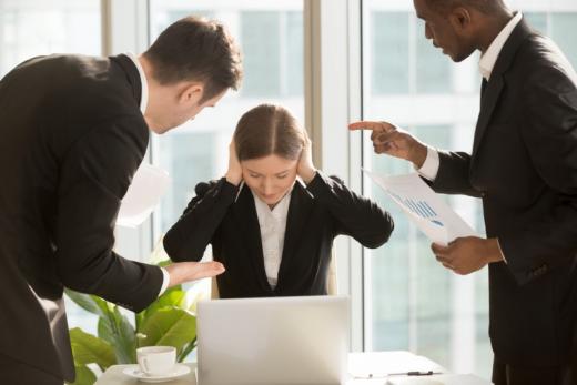 Quand les relations au travail avec un collègue deviennent un fardeau