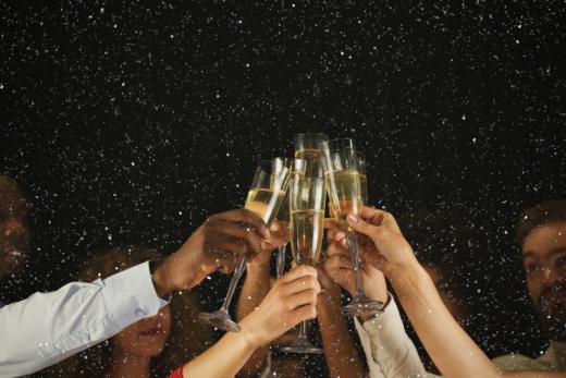 Soirée en entreprise : L’alcool peut-il être le bienvenu dans votre entreprise ?